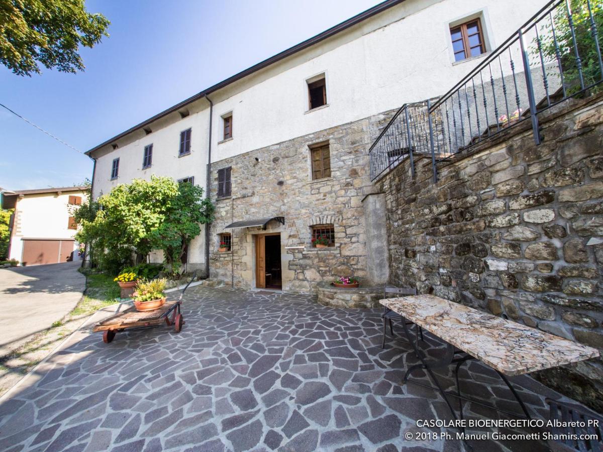 Bed and Breakfast Il Casolare Bioenergetico Albareto  Экстерьер фото