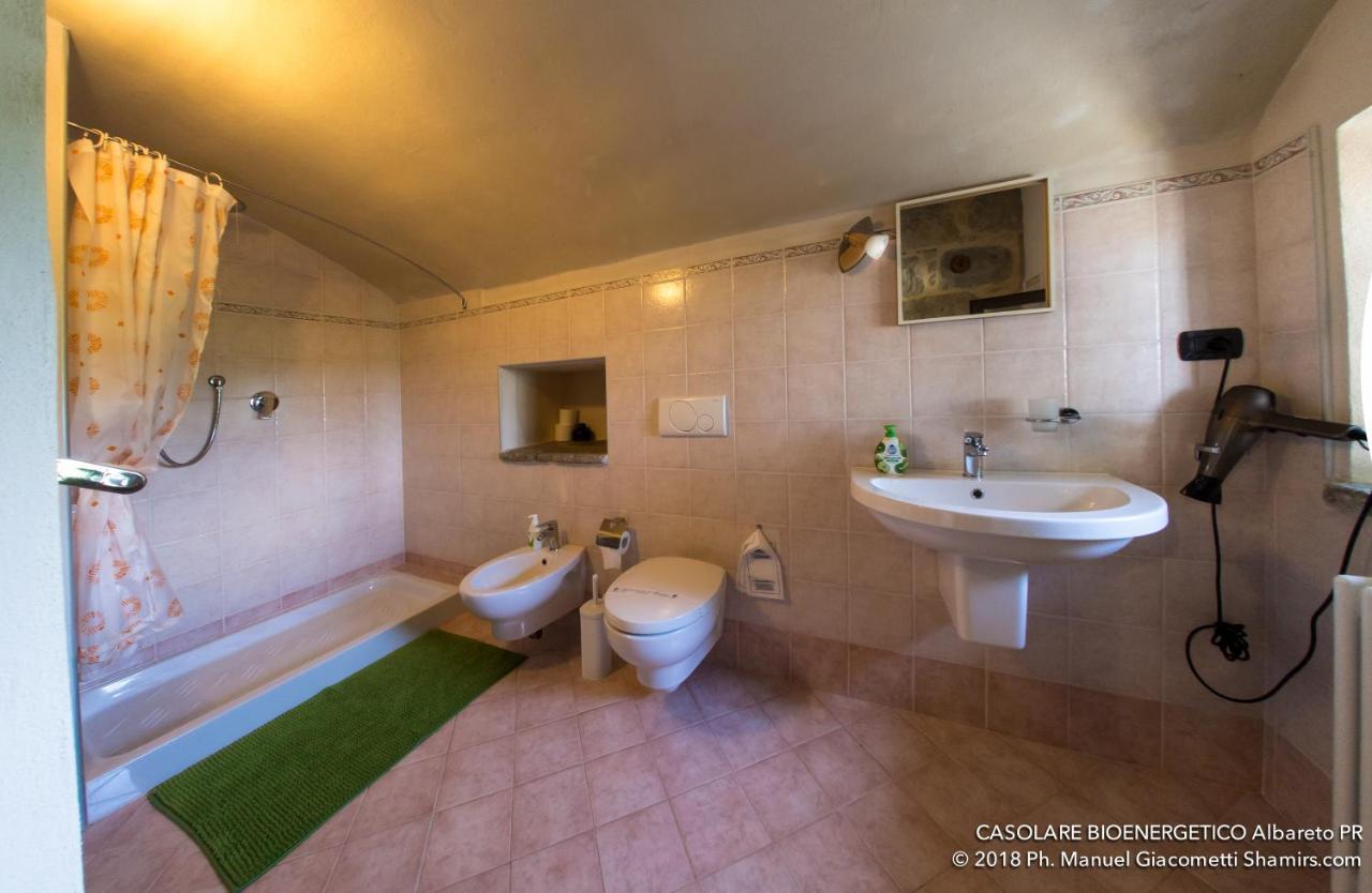 Bed and Breakfast Il Casolare Bioenergetico Albareto  Экстерьер фото